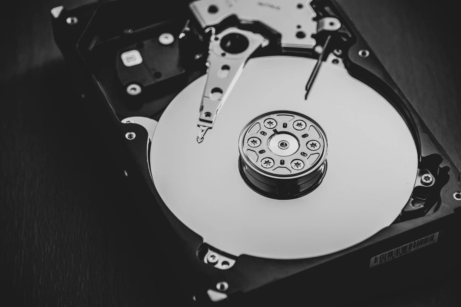 How to Find and Delete Duplicate Files on a Mac (Without Deleting the Wrong Copy)